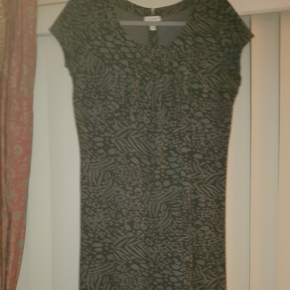 Grey and black leopard spot dress.